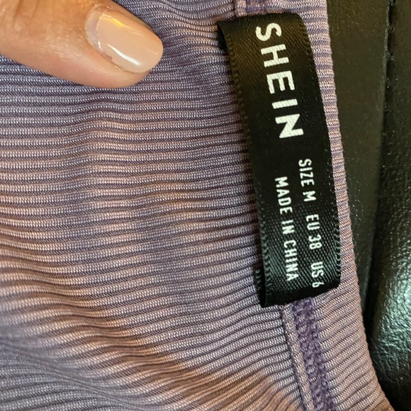 Multiple t-shirts - Picture 3 of 15